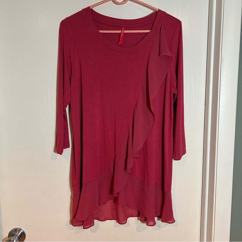 Ruby Ribbon‎ flounce flutter top small